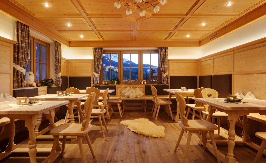 Kraeuterhotel Zischghof Obereggen Esterno foto