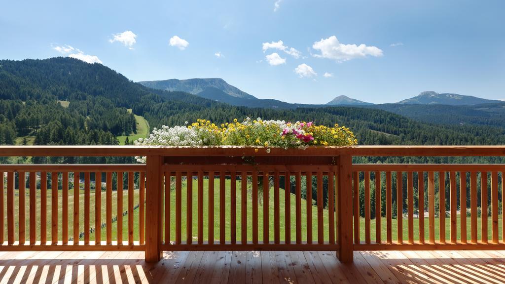 Kraeuterhotel Zischghof Obereggen Esterno foto